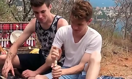 Twinks Abel Lacourt dan xxx Gabriel Lambert are fucking outdoor