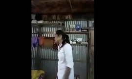 Indisk skole pige Ki Chudai sex video hjemme