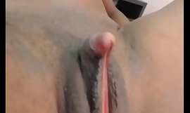 Morena colombiana sottobosco clitoride grande se masturba