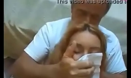 Sleeping Sex Video Grand-père et petite-fille chaud