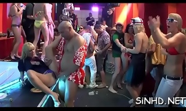 Besar pesta seks porno