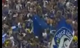 Cruzeiro comendo o cu pull off galo gostoso ao vivo