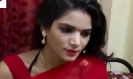 Sexy Indian Bhabhi Nur Dithering Büstenhalter