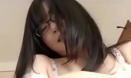 Kecantikan Jepang kacamata erotis gadis