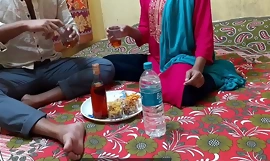 Indiano Sempre melhor Doloroso duro Sexo e foda e Álcool Bebendo% 2C Connected with claro Hindi voz