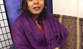 Indian beauty is doing her cunning porn casting