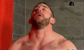 Get up to gay porn site free download in 3gp Caught in the showers by the