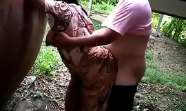Hindi mallu cewek hot Busty India MILF gets fucked hither a difficulty park selama COVID ZB PornBusty Indian MILF gets fucked di taman selama COVID ZB Porn
