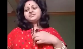 Beautiful Super Powered Bengali Unsatisfied Boudi Fingering