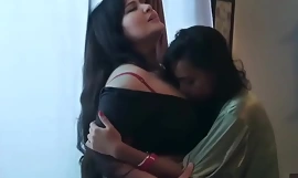 DESI djevojke LEZBIJKE KISSING B00BS I PUPAK Double entendre : porno video xxx 3khnscs