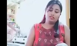 Swathi naidu 享受 同时 烹饪 与 她 男朋友