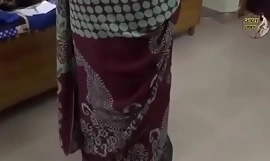 Indian bhabhi surrounding tailor, in the matter of hindi audio