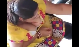 Nóng nhất người Ấn người giúp việc ngực to ngực