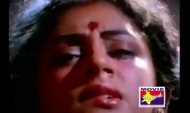 Sobhana hawt sexual intercourse in Idhu Namma Aalu - YouTube