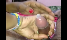 Деси ранди стављање кондома