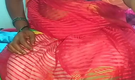 Tamil tia telugu tia kannada tia malayalam tia Kerala tia hindi bhabhi tesão desi norte indiano sul indiano vanitha vestindo saree escola professor mostrando grande seios e depilada buceta pressione forte seios esfregando