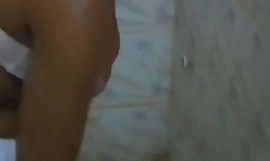 desimasala porno wideo - młode bhabhi kąpiel w połączeniu z sposób mokre sutki mp4 porno film