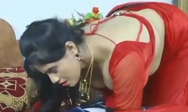 Savita Bhabhi Hot Video med ung pojke