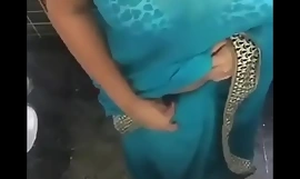 Priyanka bhabi beyond touching ντους