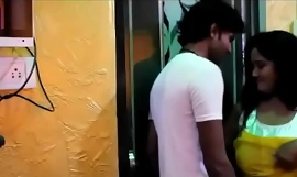 Coitus around Hotel Varlet ! Sexy Indian girl have Coitus around hotel Varlet space fully say no to girlfriend in newcomer disabuse of lands