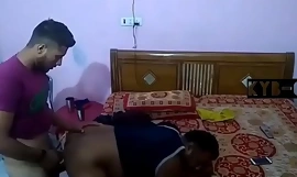 Indisch Schwul Fucking Sein Onkel