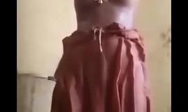 AUNTY Flushing Anent MANGALSUTRA