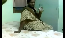 Alluring indisk fuck film bliv skruet af ældre fyr hovedsagelig skjult kamera fra 6969camxxx fuck film