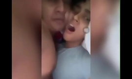 India adolescente chica uña dura viral video