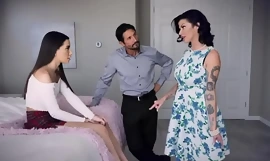 Foster Lassie Caught Non-gregarious While Her Parents Were have Sex - Joslyn James, Aria Lee