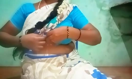 Tamil tante priyanka poesje direct gedraagt dorp thuis
