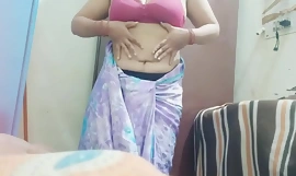 Sangeeta هو hot plus يريد محاولة جنس مع Telugu dirty talk