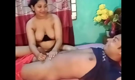 bengálský krásný žhavý sexy Nevinný devar úžasný žhavý sexual connection se sexy bhabhi!! Desi xxx