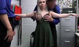 Big Seat Teenie Thief Kiểm tra và Fucked - Haley Spades - Video sex teenrobbers