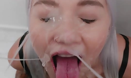 Perfekt cumshot blond drunkna i cum marylin socker