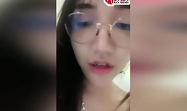 Horny asian battle-axe deepthroats obturate ignore thai dick