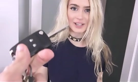 Schattig blond stief Florence Chorister anastasia paladin geneukt door stief broer voor zijn sleutels pov