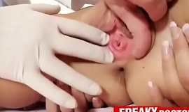 Peperiksaan klinik gyno Czech untuk promesita cantik berbulu