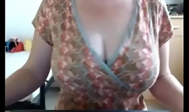 Milf grabbing the brush chubby boobs tease webcams