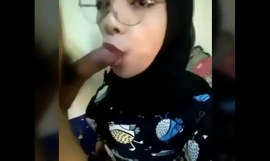 Bokep Indonesia - Jilbab Avsugning Intercourse