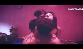 Hardcore mff trojka sexual intercourse scéna s manželkou a sestrou Indian desi web seriálu