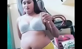 Swathi naidu se schimbă rochie sexy și paznic obiect în alertă pentru filmare partea -3