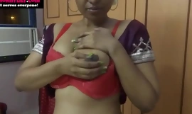 Mumbai Maid Horny Lily Jerk Off Výuka v Sari ve vnější hindské tamilštině a v indické