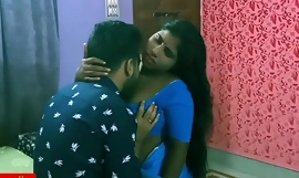 Incrível melhor sexo com tamil adolescente bhabhi no hotel ao máximo e finalmente seu marido lá fora!! Melhor websérie indiana de sexo