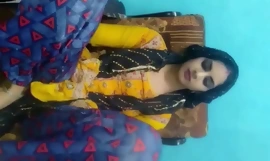 Samlag med min söta nygifta granne bhabhi, desi bhabhi Samlagsvideo i hindi ljud