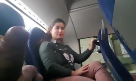 Exhibitionist seduces Milf approximately Suck & Jerk his Outside of near Bus