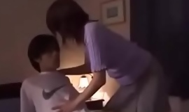 Lovley asiático japonés mamá consigue A la mierda de hijo